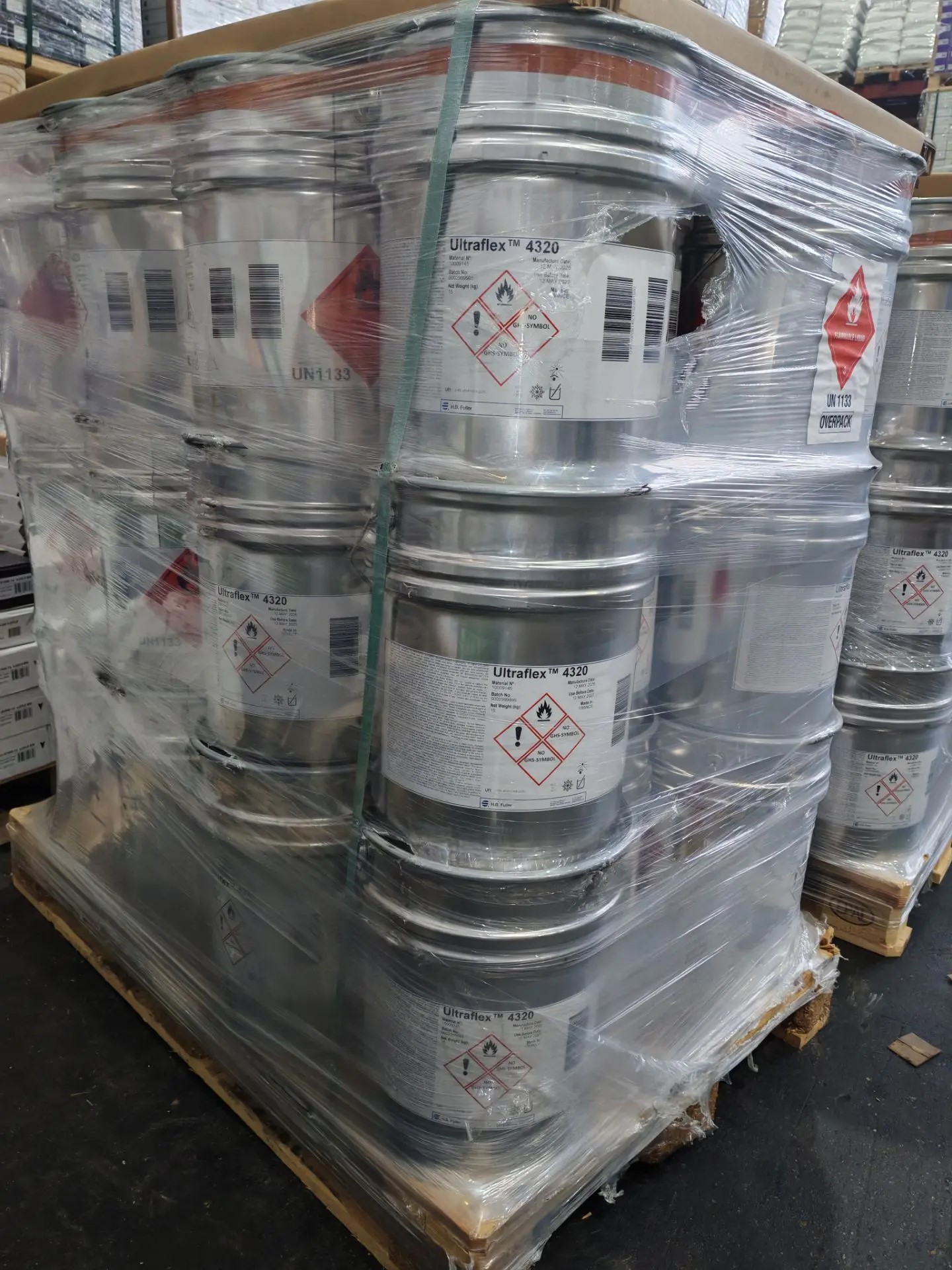 Поступление на склад: Высокотехнологичный полиуретановый клей H.B. Fuller Ultraflex 4320 снова в России